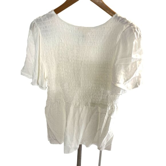 Urban Romantics White Smocked V Neck Flutter Sleeve Peplum Top Sz L Coastal - Picture 2 of 8
